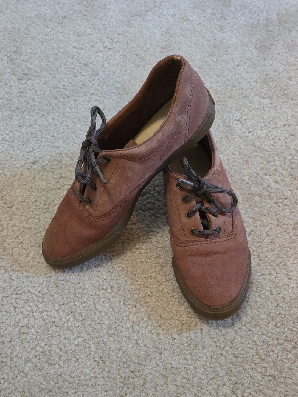 Cottagecore Minimalist Leather Lace-Up Flats in Dusty Mauve